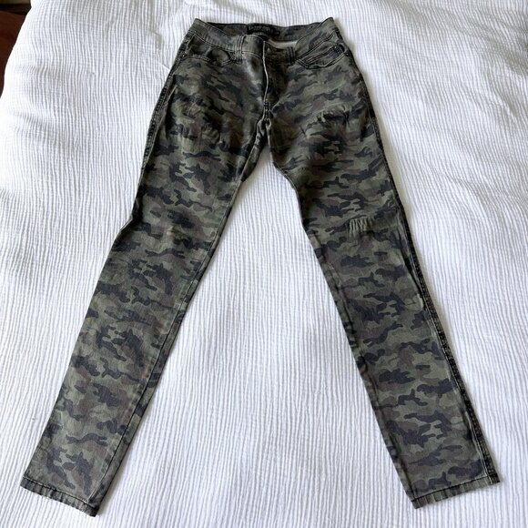 Tripp NYC Men’s Camo Skinny Jeans Size 28 Green Camouflage Punk Streetwear - Picture 1 of 7